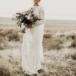 BHLDN Tadashi Shoji Tenley Wedding Gown, Size 6